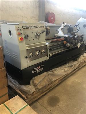 Lathe, Model: CS6250B, 1.5m B/Centres, 500mm Swing, 82mm S/Bore, Baoji,Brand New