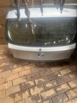 BMW E87 boot lid complete
