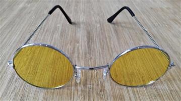 Retro Round Framed Sunglasses