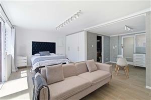 Apartment For Sale in Hout Bay Central