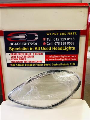 Porsche Macan left side headlight replacement lens 