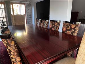 10 Seater Dining Room set with 2x side boards