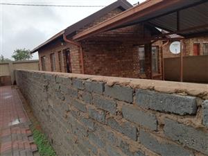 HOUSE TO RENT IN SOSHANGUVE VV
