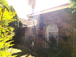 Dream home and Extra income  in New Modder, Benoni!