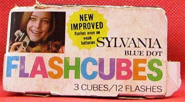 Sylvania Blue Dot Flashcubes - Box of 2 unused cubes / 8 flashes