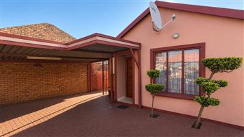 House For Sale in Soshanguve VV