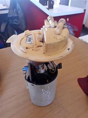 Volvo S60 T3 fuel pump for sale