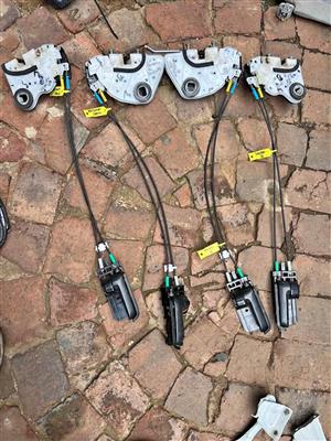 Suzuki Celerio door lock megs available call or whatsapp  or 