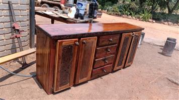 2.5m buffet R6950