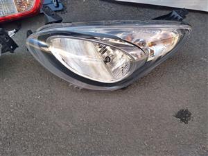Toyota vitz H/ Hand front light for Sale whatsapp 