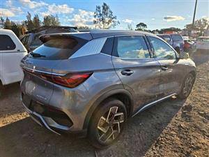 BYD atto 3 breaking for parts 