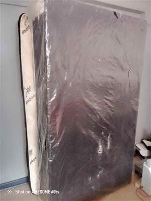 3/4 Second Hand Bed & Mattress