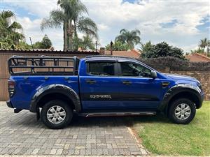 Cattle rail & canvas canopy 