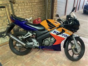 Honda CBR125R Motorcycle for sale 2006 