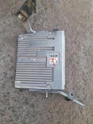 TOYOTA HILUX LOW RAIDER COMPUTER BOX AVAILABLE 