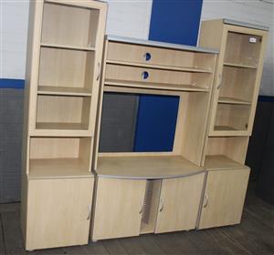 3 PIECE LIGHT BROWN WALL UNIT S065523A