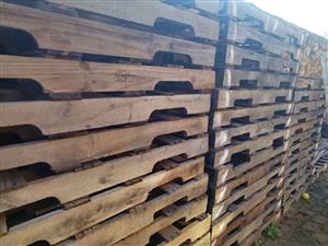 Oak pallets