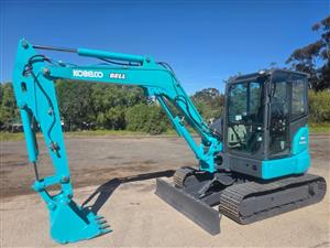 2021 KOBELCO / BELL EXCAVATOR SK55SRX