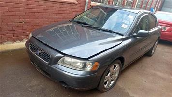 volvo  s60 for stripping