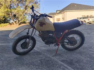 Yamaha XT 550