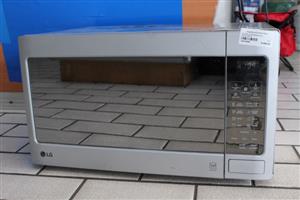 SILVER LG 42L MICROWAVE(S067208A)