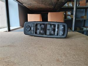 Chrysler Grand Voyager (3.3) New Main Window Switch - Chrysler Interior Parts   