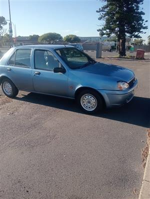 Ford Fiesta 1600. 2002