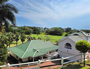 Townhouse For Sale in Mount Edgecombe Country Club Estate