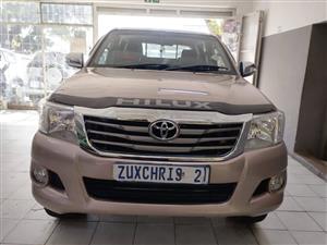 2010  TOYOTA HILUX 2.5 D4D DOUBLE Hi- RAIDER MANUAL