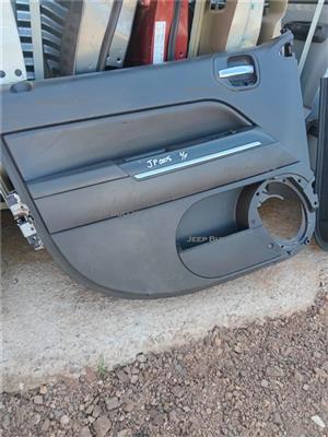 Stripped Jeep Patriot LF Door Panel 