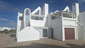 Modern Coastal Apartment with Enclosed Balcony & Indoor Braai -  Dwarskersbos