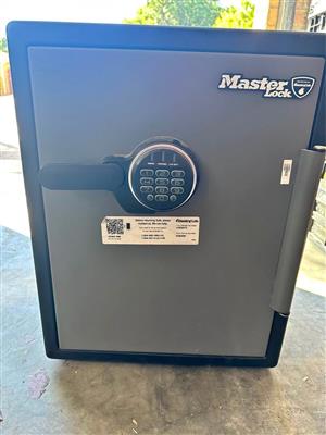 Master Lock Extra Large Security Digital Combination Floor Safe