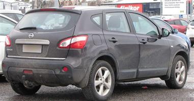 Nissan Qashqai stripping for parts 