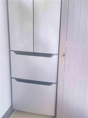 Dubble door fridge and freezer for sale