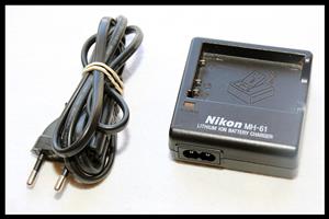 Nikon MH-61 Battery Charger