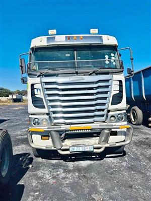 2015 FREIGHTLINER