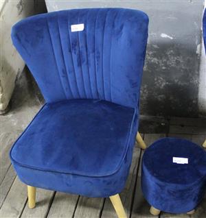 BLUE VELVET DINING CHAIR WITH KNEE REST S063838A