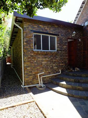 Recently renovated apartment for rent in Faerie Glen, Pretoria (71 m2)