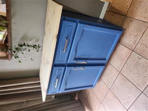 Country style cabinet 