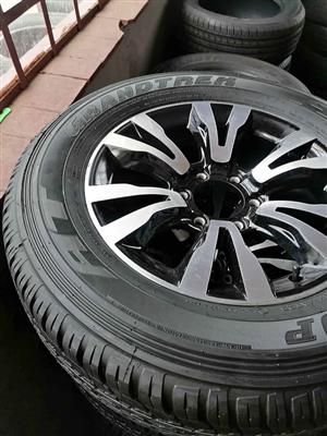 Isuzu 18 (WITH NEW TYRES)