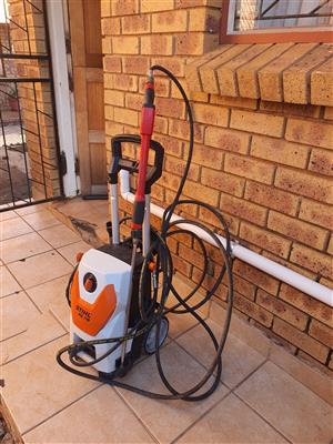 High pressure washer