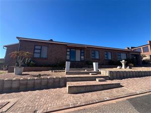 Low-Maintenance Face-Brick Home with Income-Generating Flatle
