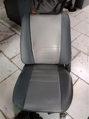 Land Cruiser 79 series seats for sale (20261025)