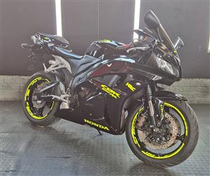2009 Honda CBR600RR - 46 500km - R99 999