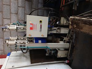 PAINT MIXER & METERING MACHINE