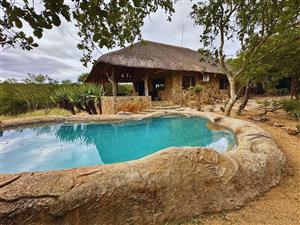 Bushveld Stone Cottage with Spectacular Escarpment Views