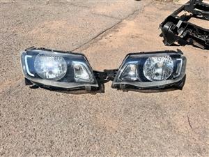 Renault Kwid left and right headlight