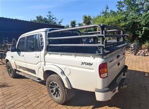 Mahindra cattle rails DC