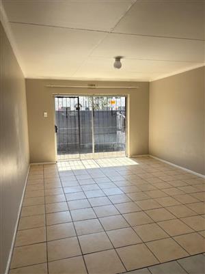 2 Bedroom Apartment to Rent in George Central