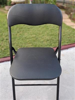 Soho flip chair 